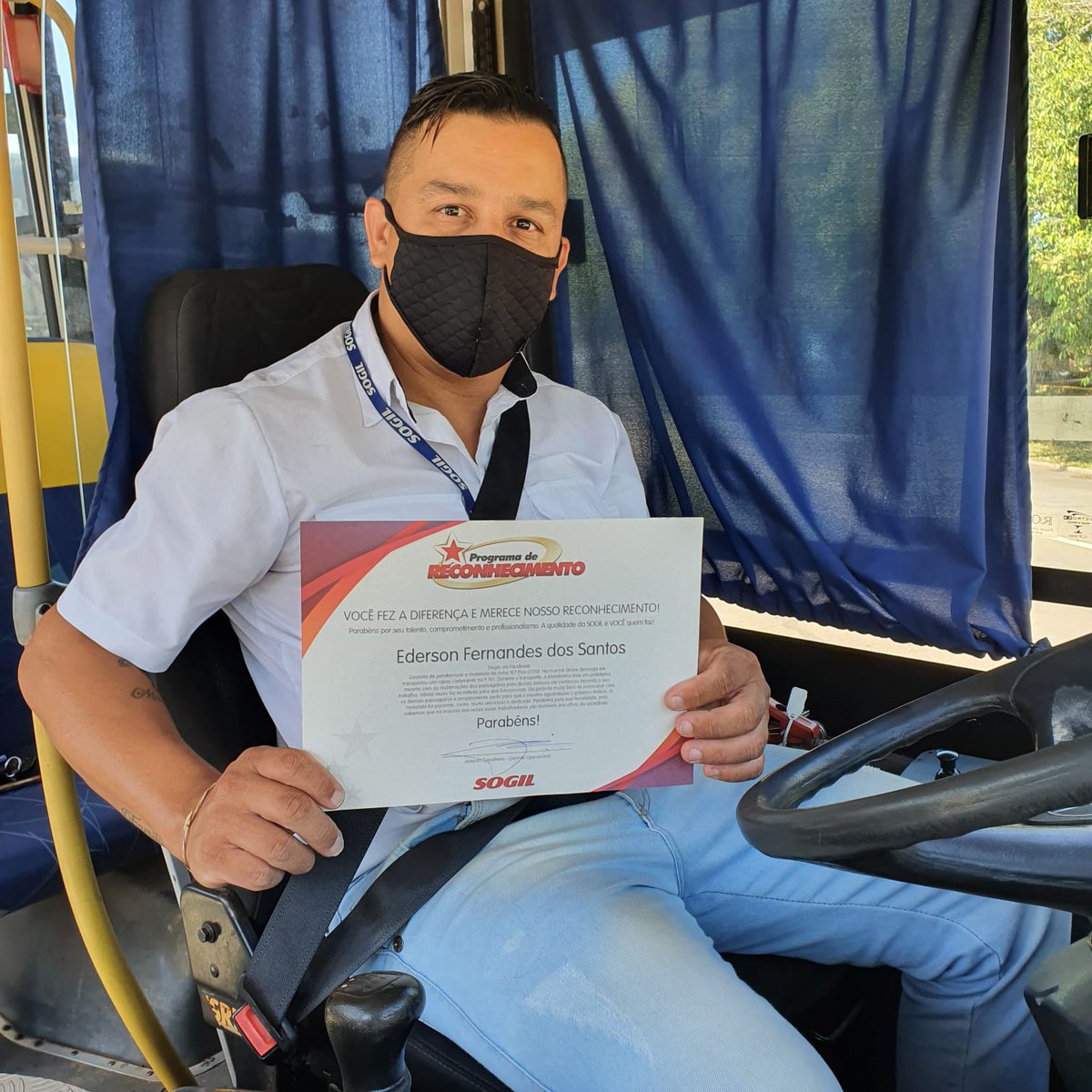 SOGIL_Oficial's tweet photo. #Elogiado
O Motorista Ederson recebeu um elogio através do #facebook. Confira:
🗣️ "Gostaria de parabenizar o Motorista pelo seu trabalho ao transportar uma pessoa com deficiência física. O colaborador foi muito paciente, atencioso e dedicado. Parabéns pela sua humildade!"
#SOGIL https://t.co/AW8RDtHCCf
