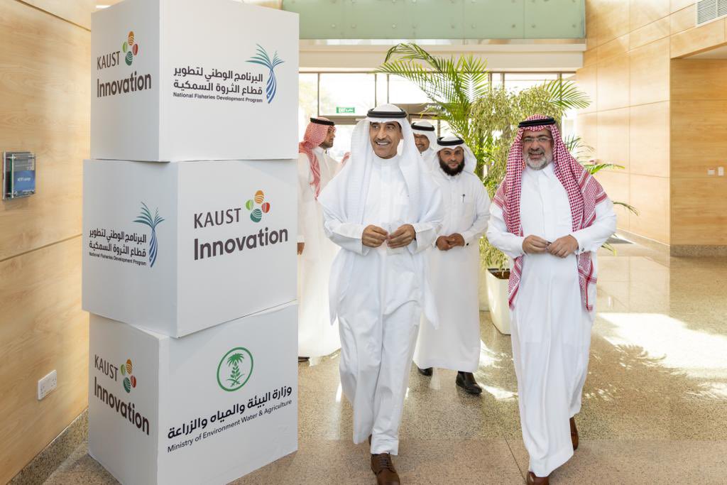 KAUSTStartups's tweet photo. #KAUST and @MEWA_KSA have announced a new collaboration 'DABKSA' that will develop technologies to produce animal feed using local algae and establish a sustainable feed industry in #Saudi. DABSKA will see the creation and operation of a proof of concept algae plant at KAUST. https://t.co/EV2SL6eFFW