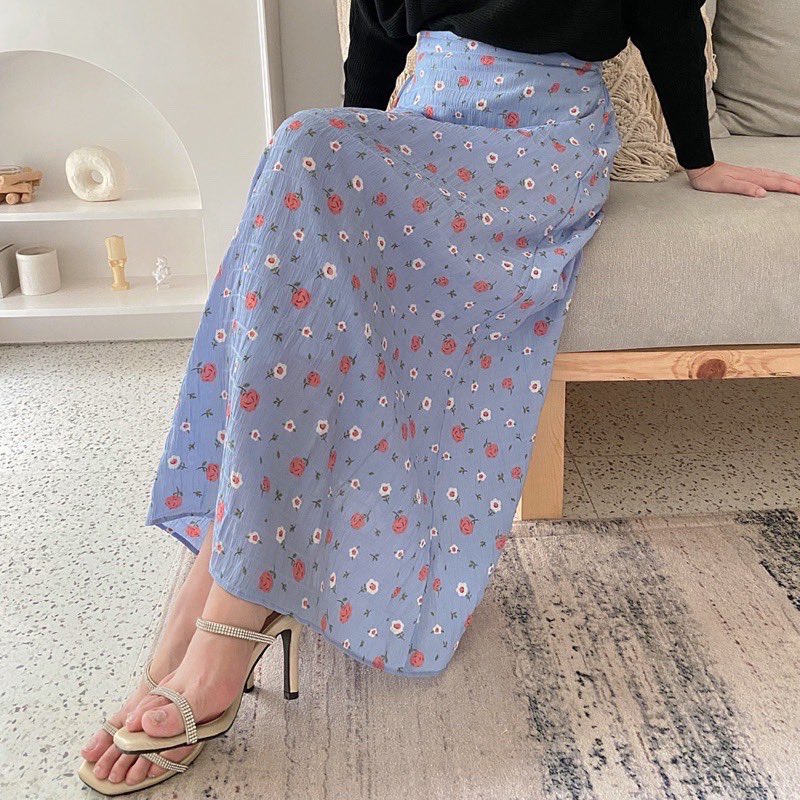 Milktea__aa's tweet photo. Floral skirt
https://t.co/S5HrYOKbwB https://t.co/i0QGcKERGG