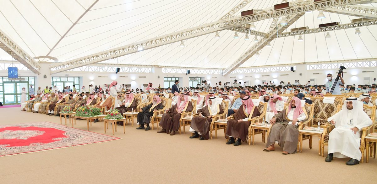 jazangov's tweet photo. برعاية سمو #نائب_أمير_منطقة_جازان ..
دشن وكيــل الإمارة د.عبدالله الصقر أعمال ، #الملتقى_الإرشادي_التقني ومعرض الجهات الحكومية المصاحب ، تحت شعار " تقني واعي " الذي تنظمه كلية التقنية بجـــازان بقاعة الأمير محمد بن ناصر بمقر الكلية..
#جازان
@tvtcweb 
@tvtc_g_jazan https://t.co/xqoQ4M0hLG