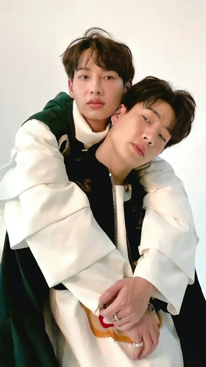 luvemily's tweet photo. Happy 6th Anniversary to OffGunFamily

#6thOffGunFamily #OffGun https://t.co/OMSA62g2sN