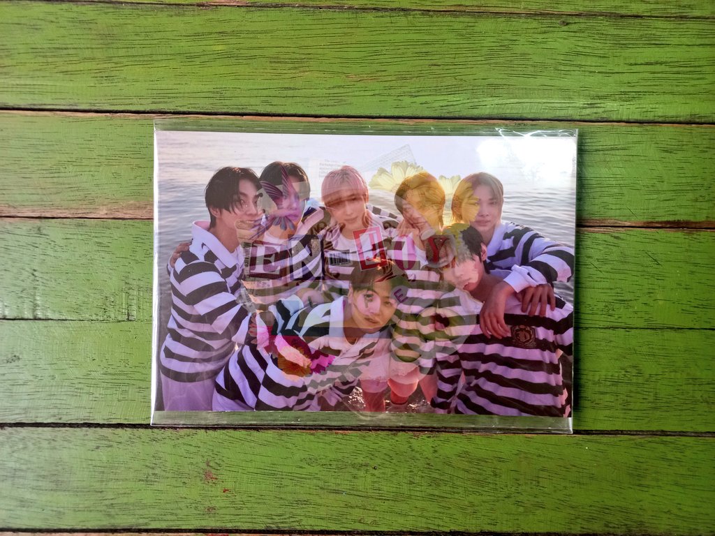 WTS LFB #ENJOY_MAGBENTA Dimension: Dilemma D:D POB Group Postcard Photo Price is in the reply section Gcash only J&T only You may send a DM and read my T&Cs in my pinned tweet for more details 😊💗