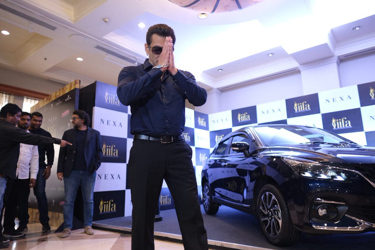 singhsonal85's tweet photo. #SalmanKhan #IIFA2022 #IIFA https://t.co/enOF0tdk5v