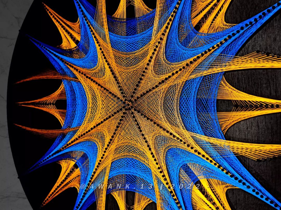 String Art - Blooming
Diameter : 50Cm | 689 Nail
4 String Colors
an arrangement of colored threads strung between dots to form a geometric pattern
Link : 

youtu.be/QdHp_9H_jCQ

#Stringart #Awank13 #NFTs #NFTartwork #nftcollector #art #artwork