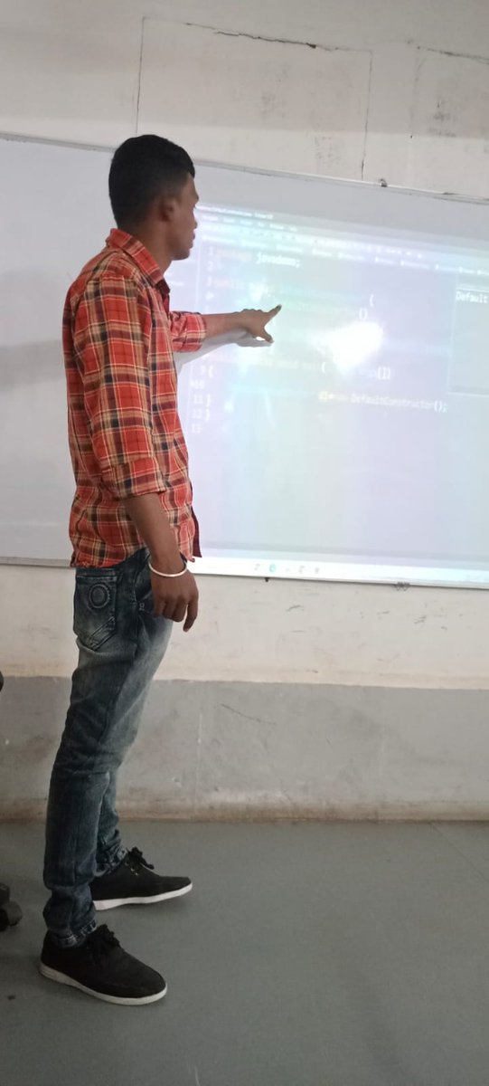 SPARK3E's tweet image. We are the Spark It Training Institute Pune We have organized Core java Presentation at our institute for our students.
For More information please call on 90499 86158 OR Please visit spark3e.com
#FullStackDevelopmentTraining #pythonlearning #djangoframework #SPARK3E