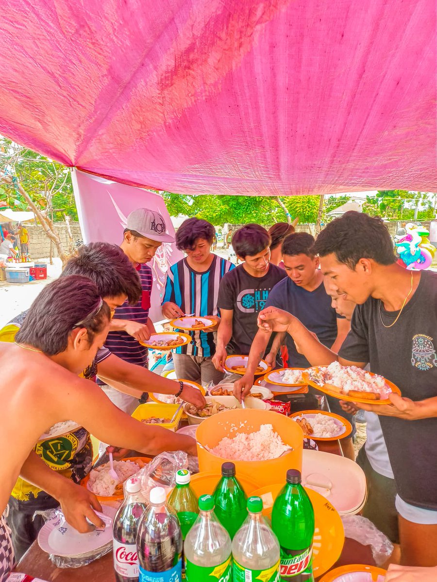 GaleAxies's tweet photo. This last weekend the first IRL @GaleAxies Party from our PH fam took place!!! 

SUPER HAPPY FOR THIS! THANK YOU GUYS! https://t.co/irfQ32d9q5