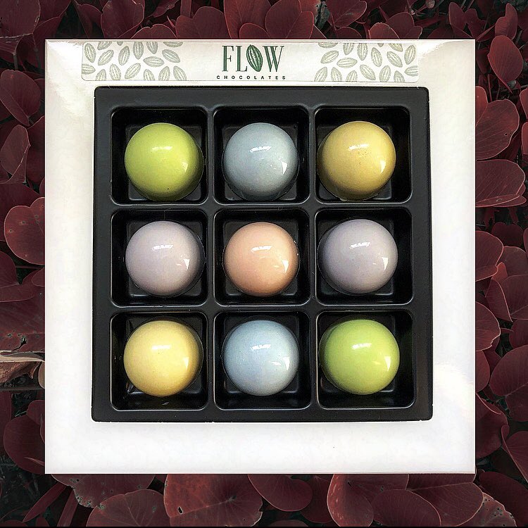 Good morning Twitter! Very happy to say that Flow Chocolates Easter Collection is now available online for pre-orders at flowchocolates.ie/shop 
Wishing you all a great Monday!