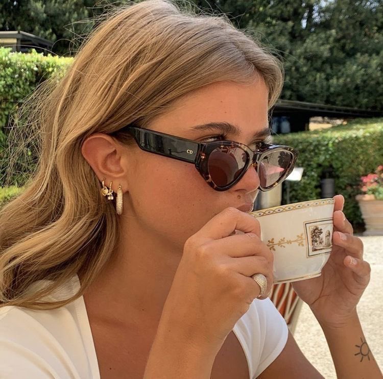 Pimmpernell's tweet photo. 𝐇𝐚𝐩𝐩𝐲 𝐦𝐨𝐧𝐝𝐚𝐲! 🌸 https://t.co/UGHVZpFB88