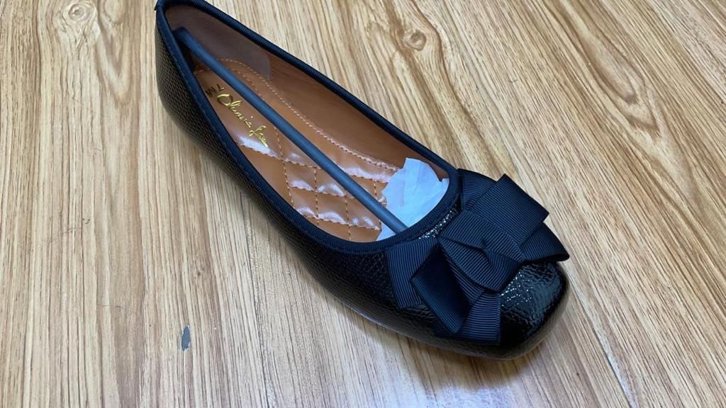 AdageorgeA's tweet photo. Ladies flat shoes.
All size available
38-42
Price ..6500

Will Smith
The Rock
#FridayKiss 
#GirlTalkZA 
#WillAndChris 
#WildsideOutNow https://t.co/fI2AOxzNXA