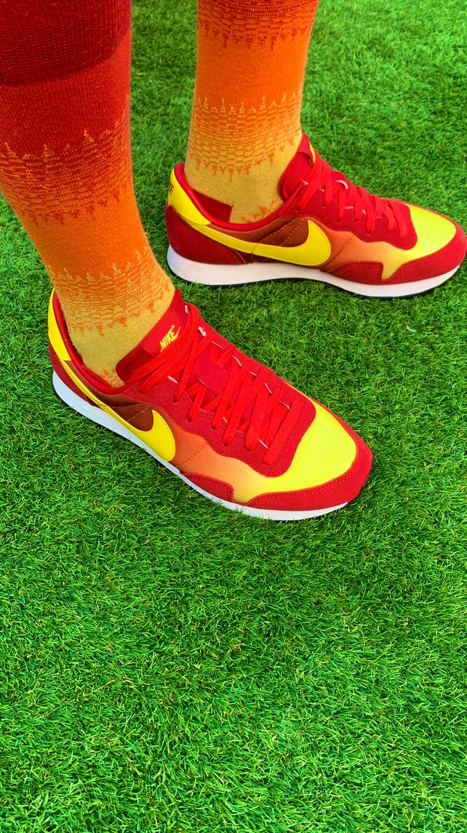 Hoodie1973's tweet photo. Happy Monday Morning 🔥
#socksoutmonday
@SockCouncil https://t.co/n2oPAI61yR