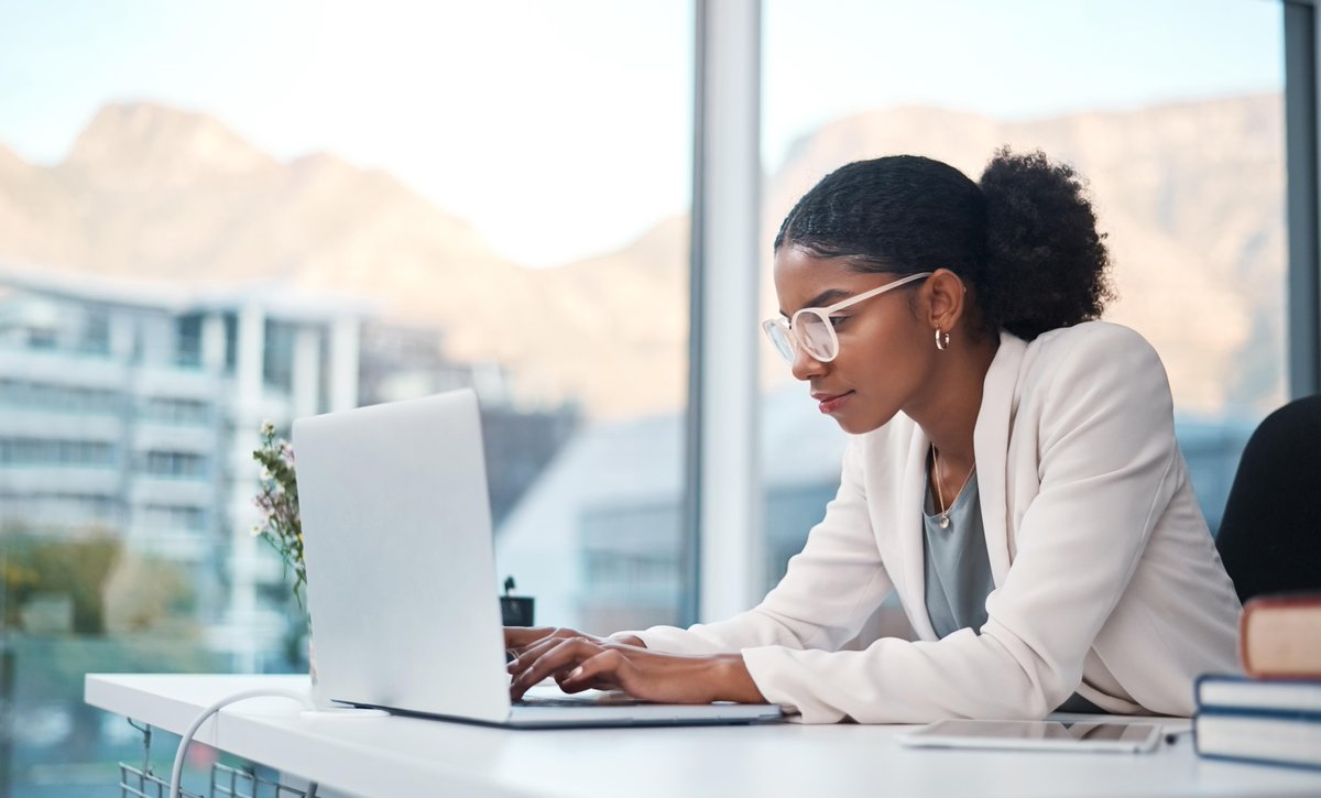 MicrosoftNG's tweet photo. Woman Empowerment Reminder of the Day: Start a career in technology and inspire other women to follow 💪
Learn more: https://t.co/8GNkPZxGRv
#MSLearn #MicrosoftSkill https://t.co/13pZ4muMXQ