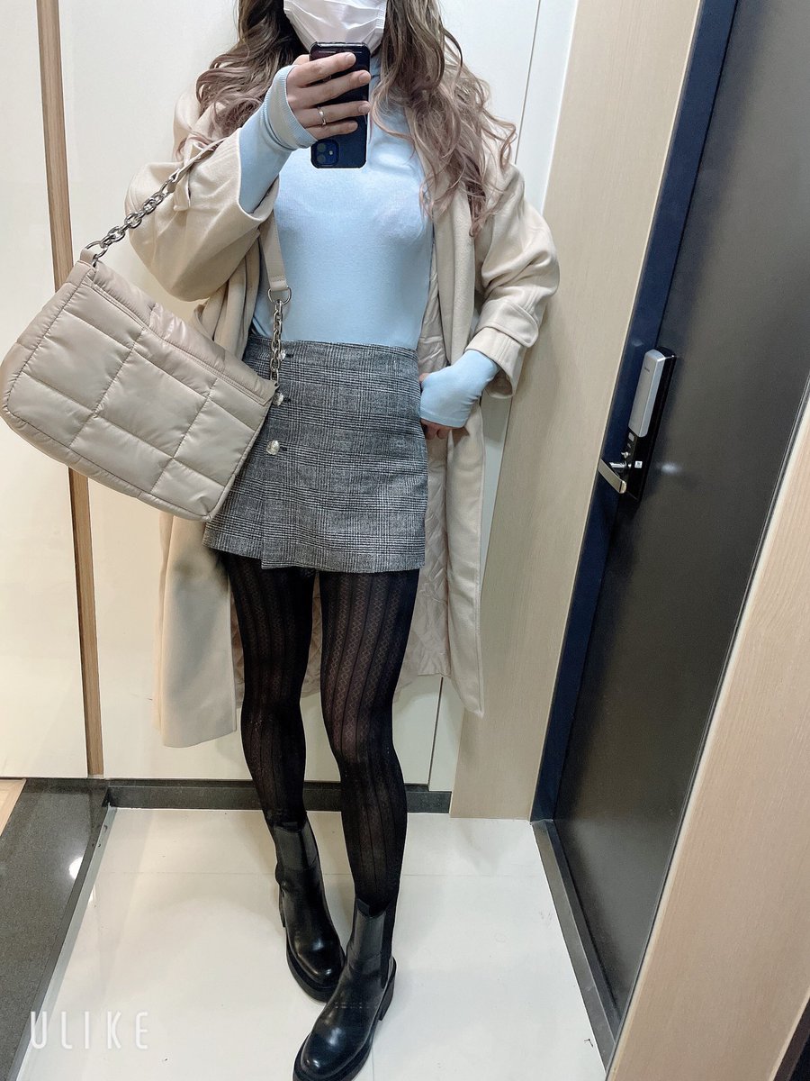 오랜만에 생존신고,,!!
좋은날 다 가고있는데 업할시간이없어서 슬프네요 하앙,,
.
.
.
.
.
#CD #Crossdresser #Sissy #시디 #풀업 #여장남자 #크로스드레서 #여장초보 #여장 #패싱 #Ladyboy #femboy #맞팔 #검스 #살스 #니삭스 #TG #쉬멜 #MTF #트젠 #트랜스젠더 #crossdresser #男の娘 #女装男子