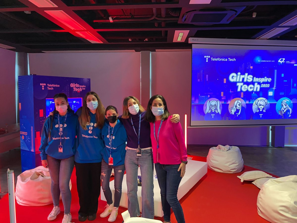 42MadridFTef's tweet photo. 👋 ¡Hola! ¿Qué habéis hecho este finde?

Nosotros hemos celebrado #GirlsInspireTech junto a @TelefonicaTech y 50 niñas de entre 10 y 14 años para fomentar el interés por la #tecnología y las carreras #STEM. Talleres sobre ciberseguridad, IA, blockchain, programación... https://t.co/qBdxxBCL4q