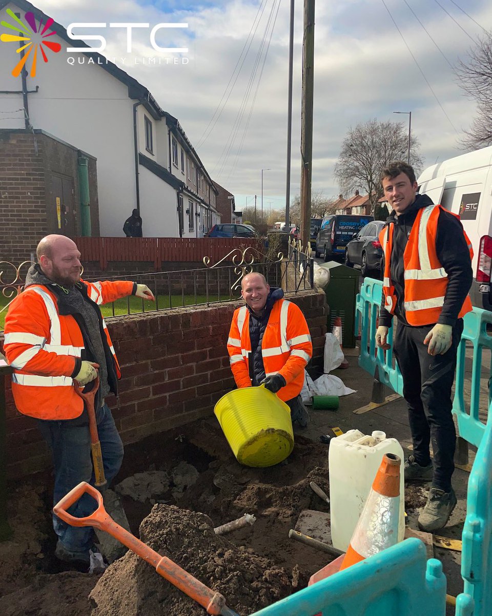 QualityStc's tweet photo. We are still recruiting for a number of vacancies with details over on our website. If you would like to join our ever-growing team at STC, click the link below; 

https://t.co/PzRL0fcsGK

#jobvacancies #telecomsjobs #projectmanager #projectcoordinator #civilsoperatives https://t.co/N0bwAeLWgZ
