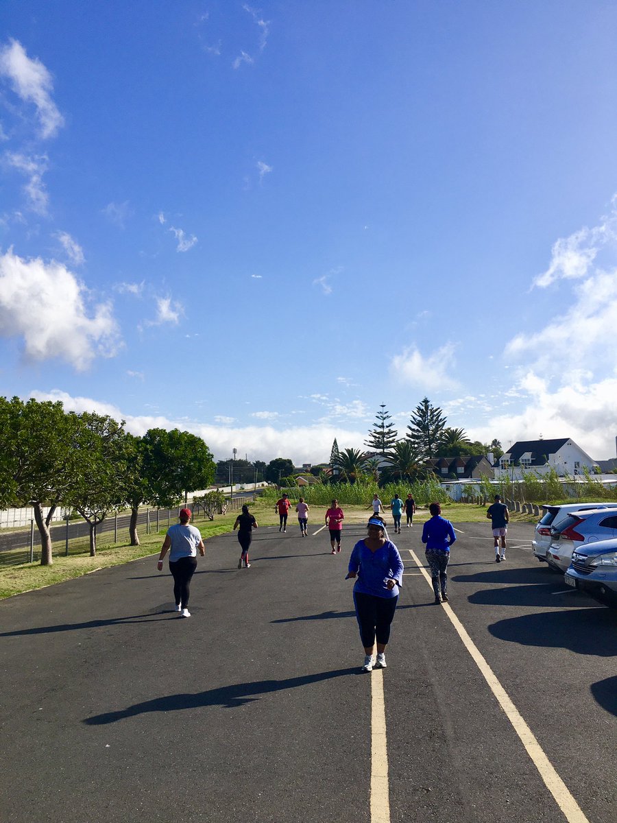 ddjtraining's tweet photo. M O R N I N G F I T C L U B βοΈπ
Awesome Partner Workout this morning at our morning fitclub π₯πͺπ»ππ»ππ»
Great vibes and spirit! π
#wellnesshour
#morningfitness
#trainwithddj https://t.co/apheCepuVX