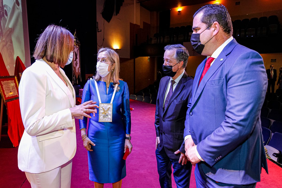LiberalAlcanta's tweet photo. En el día de ayer, los Concejales Liberales de Alcantarilla,@Alejandrodgl y @RosiqueDiego,participaron en el Acto de Exaltación Sanjuanista.Siendo nombrada hermana de honor @anapastorjulian y como pregonera @ifranco,que nos hizo sentir el sanjuanismo emotivamente
¡Viva San Juan! https://t.co/d6kuAnp8hn