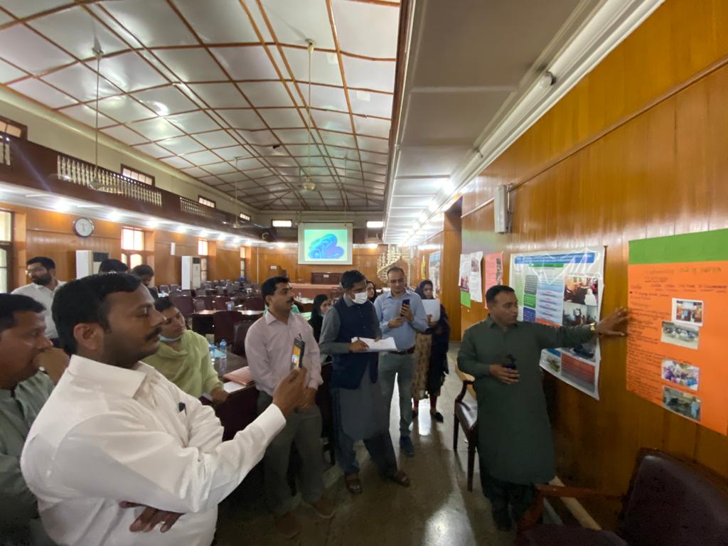 Farm advisors are communicating the significance of their work with smallholder #farmers specifically conclusive results through participantaion in poster competition. Not only Winners 🏆🏆🏆 but runners up presented their message in a powerful way. <a href="/ACIARAustralia/">ACIAR</a> <a href="/AciarPakistan/">ACIARPakistan</a>