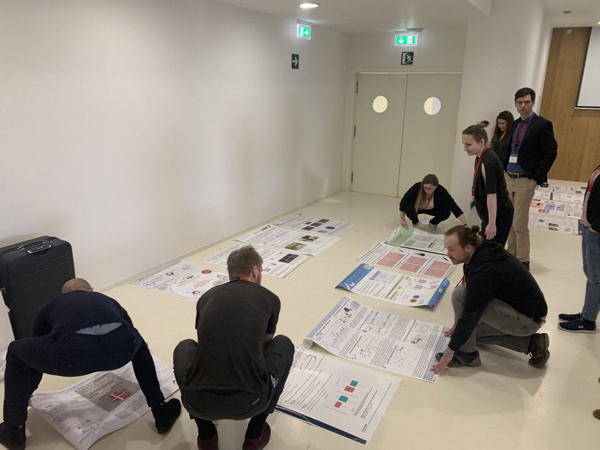 gunngis's tweet photo. The poster walk in its purest form 🆒 Improvisation to solve the missing poster boards 👍 #winter22DCAcademy https://t.co/K0j8wn5ykd