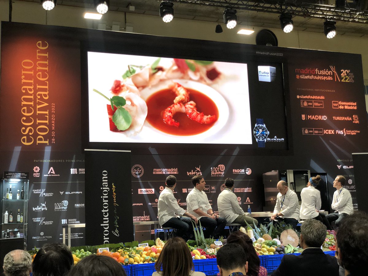 🍽 La Rioja despega en #madridfusion con seis cocineros estrellas Michelin para definir qué es #productoriojano en mil bocados

#madridfusion2022 #madridfusion22
#productoriojano #LaRioja

 @FrancisPaniego <a href="/NachoEchapresto/">IgnacioEchapresto</a> <a href="/indaki/">Iñaki Murua</a>  <a href="/caro_sanchezr/">Carolina Sánchez</a>
Miguel Caño 
Dani Lasa