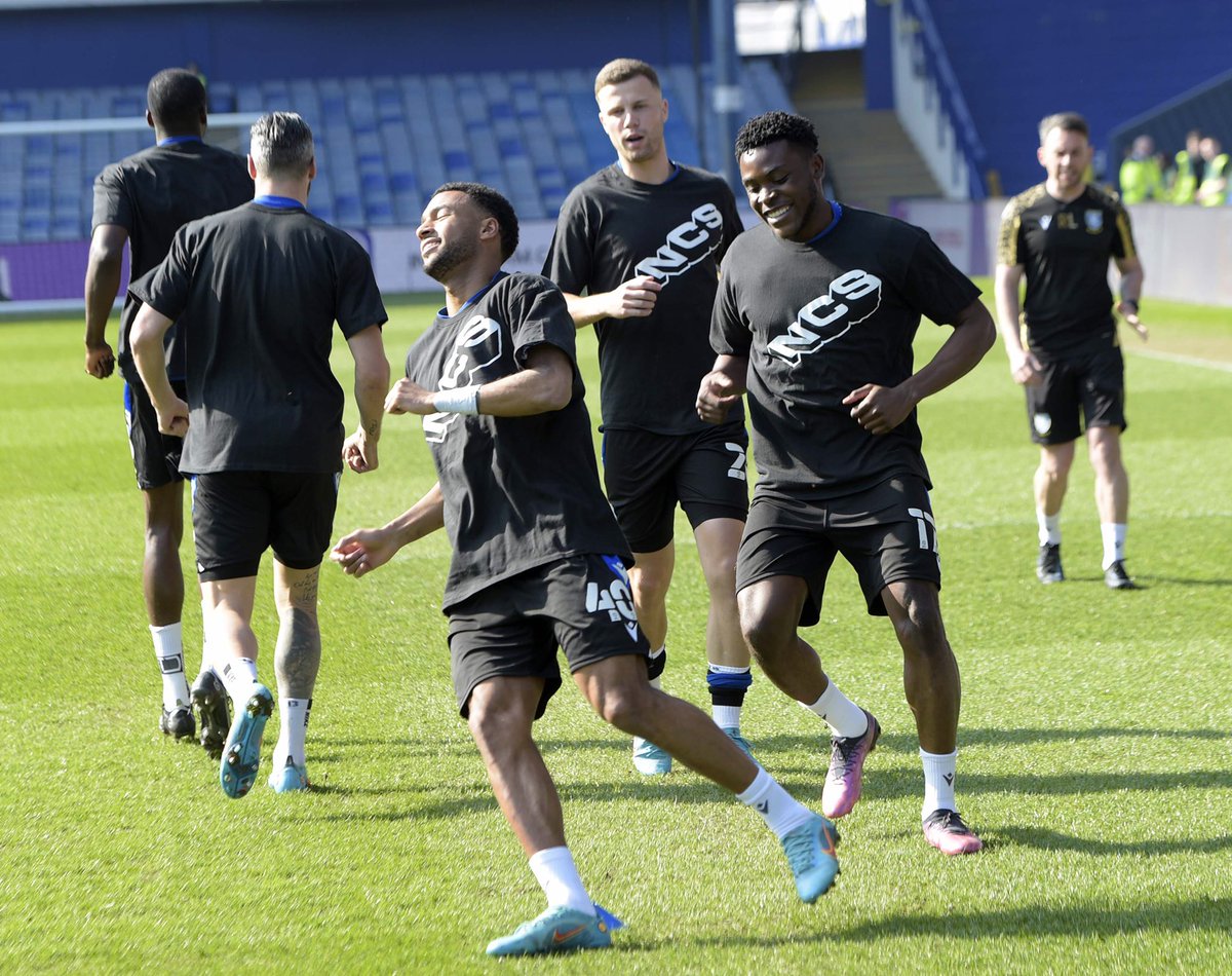 EFL_Community's tweet photo. Shining bright in the sun! πβοΈ
@NCS shirts were displayed on the pitch this past Saturday, as @swfc celebrated the success of its NCS programme through #NCSMatchday π
A great day for all those involved! π
#PowerOfYouth https://t.co/wmuJL6Sk2O