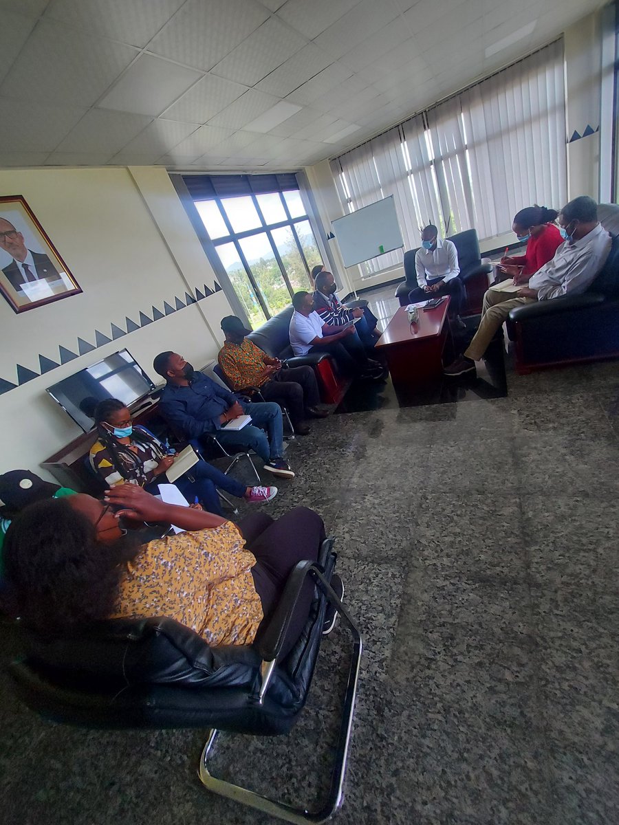 SaipCdat's tweet photo. Happening now: The @WorldBank implementation support mission team together with the @SAIP_SAPMP and @FAORwanda team are meeting @MayorNyanza to discuss the progress made towards implementing #SAIP in the district. https://t.co/U6EQ2Hz8f8