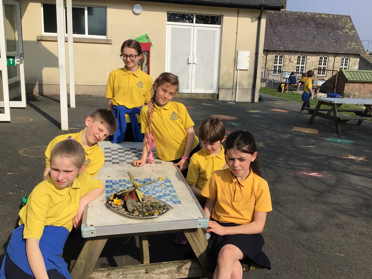 BroBrynach's tweet photo. KS2 pupils enjoyed re-creating the garden where Christ rose after his crucification from the Easter story #Easterstory #garden #crucification @_OLW_ https://t.co/9sdChwXYFY