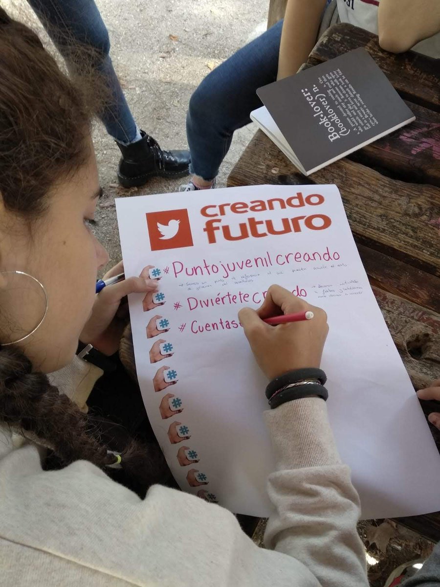 Este fin de semana encuentro de coordinación de <a href="/RedEstCF/">Red Creando Futuro</a>
. "Un Jardín Pirata por descubrir de nuevo". redasociativa.org/creandofuturo/…
#jardinpirata2022 #juventud #participación <a href="/oladelacaracola/">La Caracola </a> <a href="/laboratorikhora/">Laboratorio Khora</a> @KIRIBIL