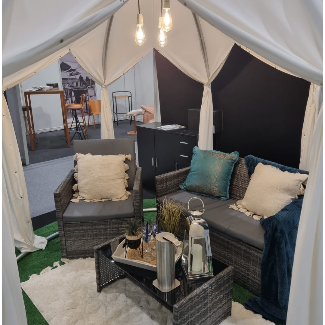 AstreeaUK's tweet photo. Imagine this gorgeous set up on a hot sunny day 🌞 You know there's a heatwave coming.... #igloo #astreea #restaurant #cozy #spring #warm #cold #friends #dinner #terrace #garden #porch #summer #food #travel https://t.co/EnCRYBfJ2K