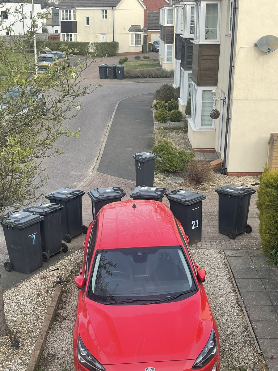 Shocking!This is how #exetercitycouncil leaves the bins! Mother of 10 months old baby, during covid-19 need to move all them to load pushchair, baby and go to work. #exeter #devonlive #exeternews #bincollectiin #Devon #news #viral #ViralScandal