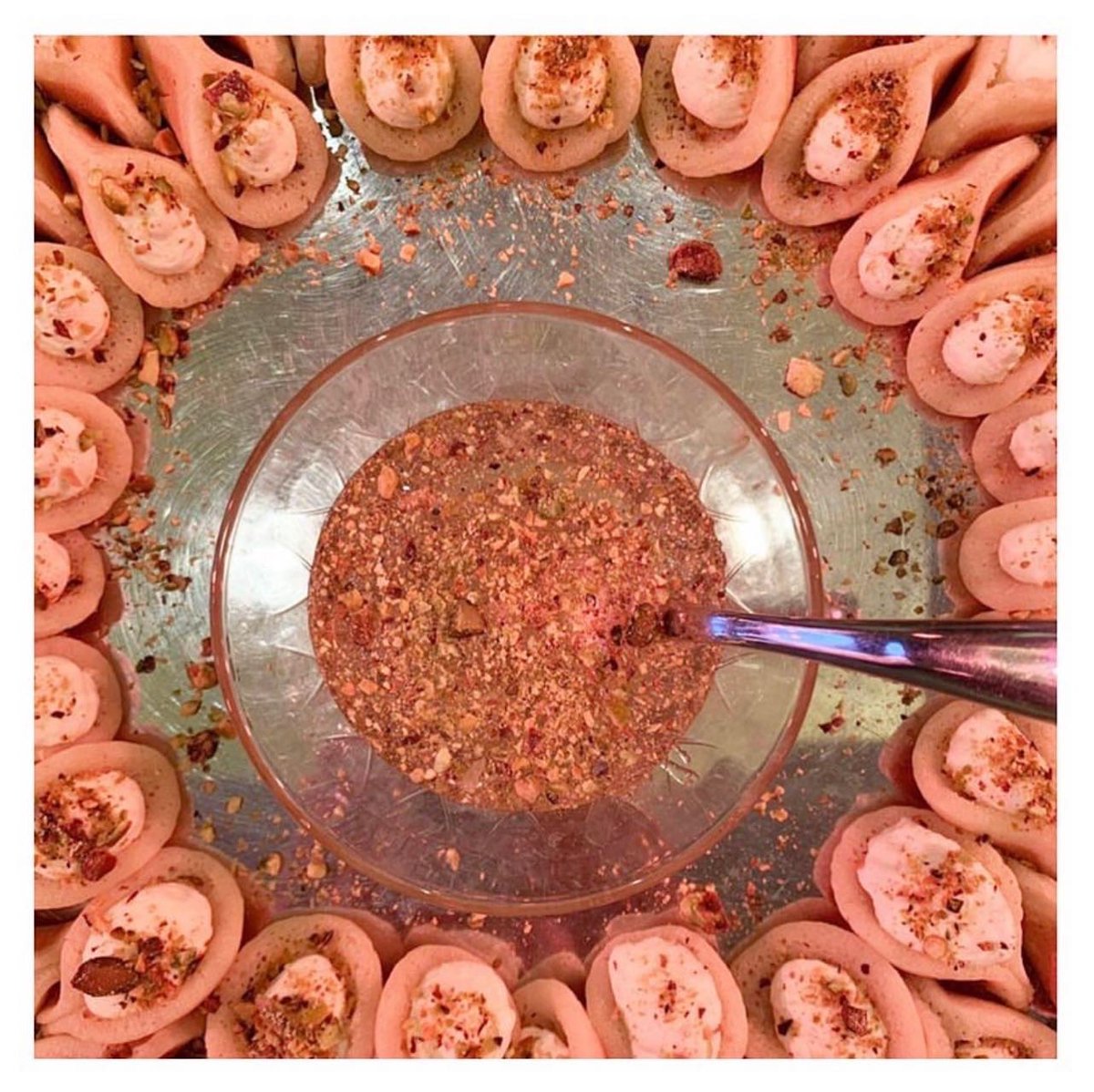 We invite you to celebrate #Ramadan at Four Seasons Hotel #Amman with dining experiences that embody the true spirit of this occasion. #Ramadan 
استقبلوا شهر #رمضان المبارك في أجمل الأجواء في فندق فورسيزونز #عمّان