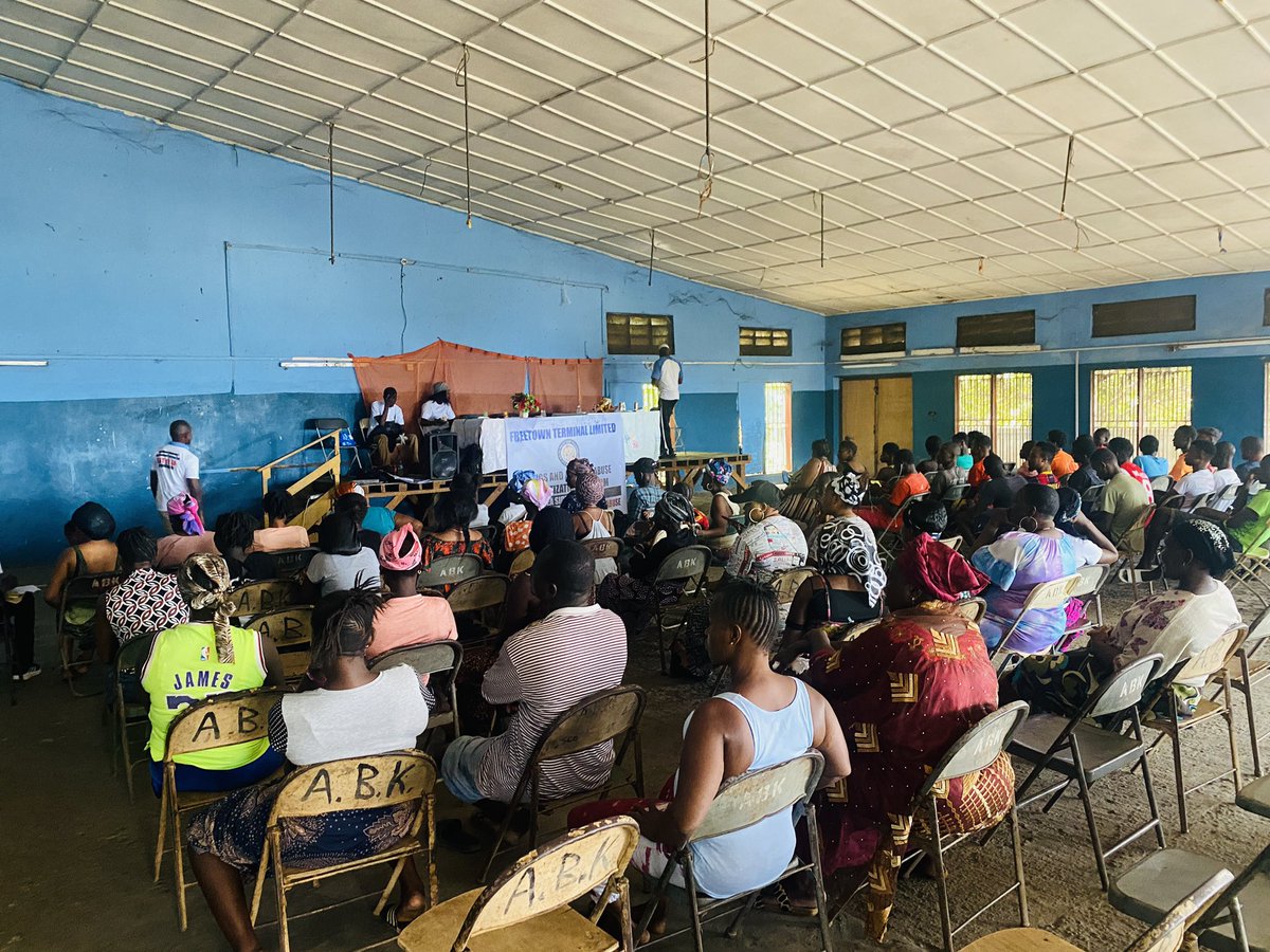Ftown_Terminal's tweet photo. Following calls made by community stakeholders, we have this Saturday the 26th of March 2022 conducted a massive sensitization program facilitated by officials from National Drug Law Enforcement Agency. Both Moa Wharf and Sea Side youths turned out in huge number. https://t.co/R0HBg28QF8