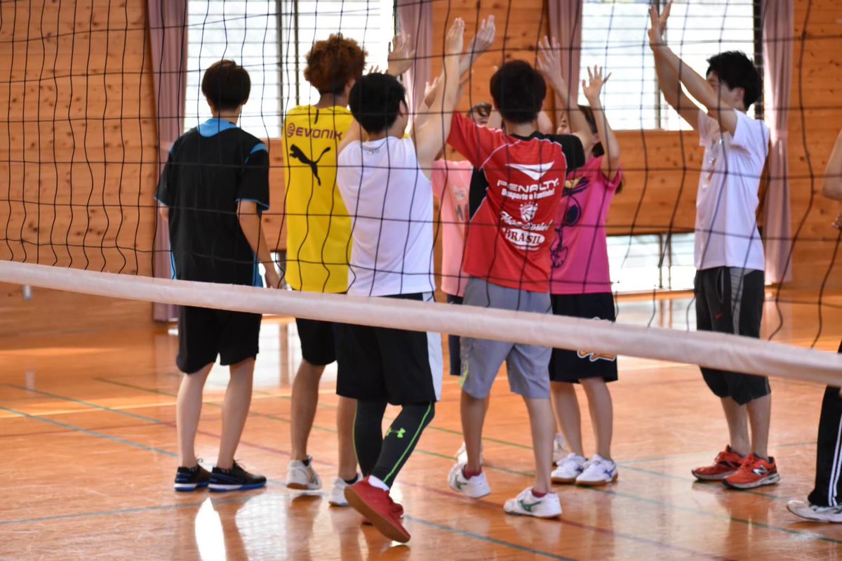 Zealous_GU's tweet photo. 活動紹介
〜夏合宿〜

夏休みには海の近くに夏合宿に行きます！！ 野球とは少々おさらばして、夏っぽいことをしてたくさんの思い出を作ります！！🍉🌴
Zealousに入って素敵な思い出作りませんか？✨ 
#春から学習院 https://t.co/Es5T3jAYoJ