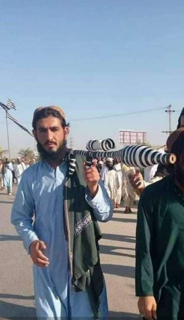 MontazirHashami's tweet photo. پاکستان کې د مقاومت ډلي په مهمو ساحو راکټيز بريدونه کړي⁦😜😜😜 https://t.co/WVCGCt6OFf