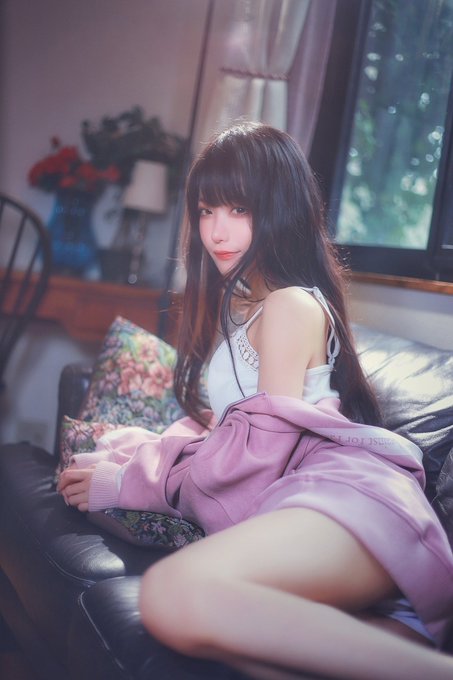 コスプレイヤーしろさきのTwitter画像15