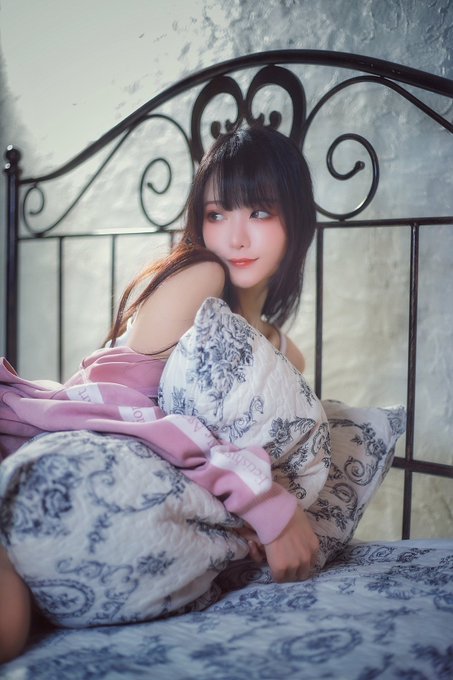 コスプレイヤーしろさきのTwitter画像16