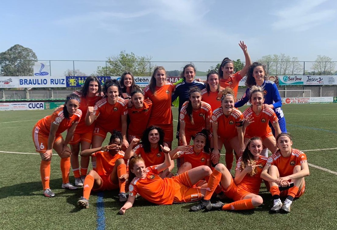 😊🍊👋 ¡Así da gusto empezá un lunes!¡Lunes de sonrisa de oreja a oreja puesta! Lunes en el que las chicas del FEMENINO A ven cada vez más cerca de poderse meter en las eliminatorias que dan derecho a seguir en #RetoIberdrola un año más. 

#VamosParquesol #FutbolFemenino