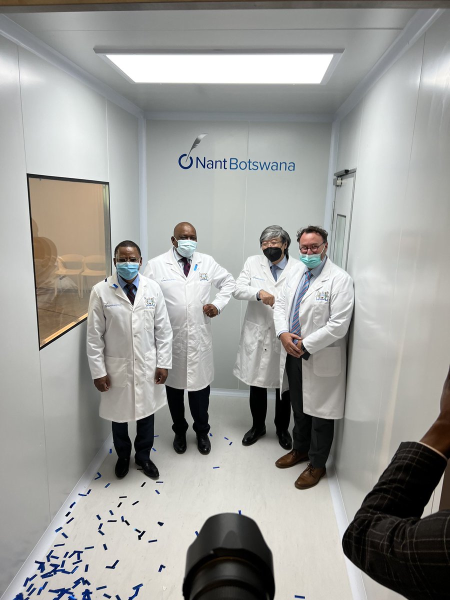 Ribbon-cutting ceremony to mark the start of the vaccine manufacturing facility by NantBotswana. <a href="/Bihbw/">BiH</a> <a href="/OfficialMasisi/">Dr. Mokgweetsi E.K Masisi</a> #botswana