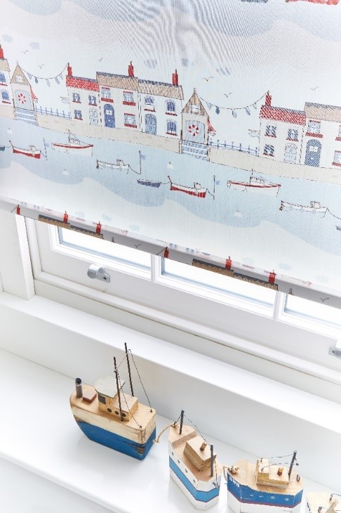 Our roller blind fabrics are incredibly detailed. Zoom in to see the intricacy of these nautical themed blinds. To view our full range of patterned and coloured blinds book a free home measure visit. Call us on 01482 218122 to book! #HullBlinds #RollerBlinds