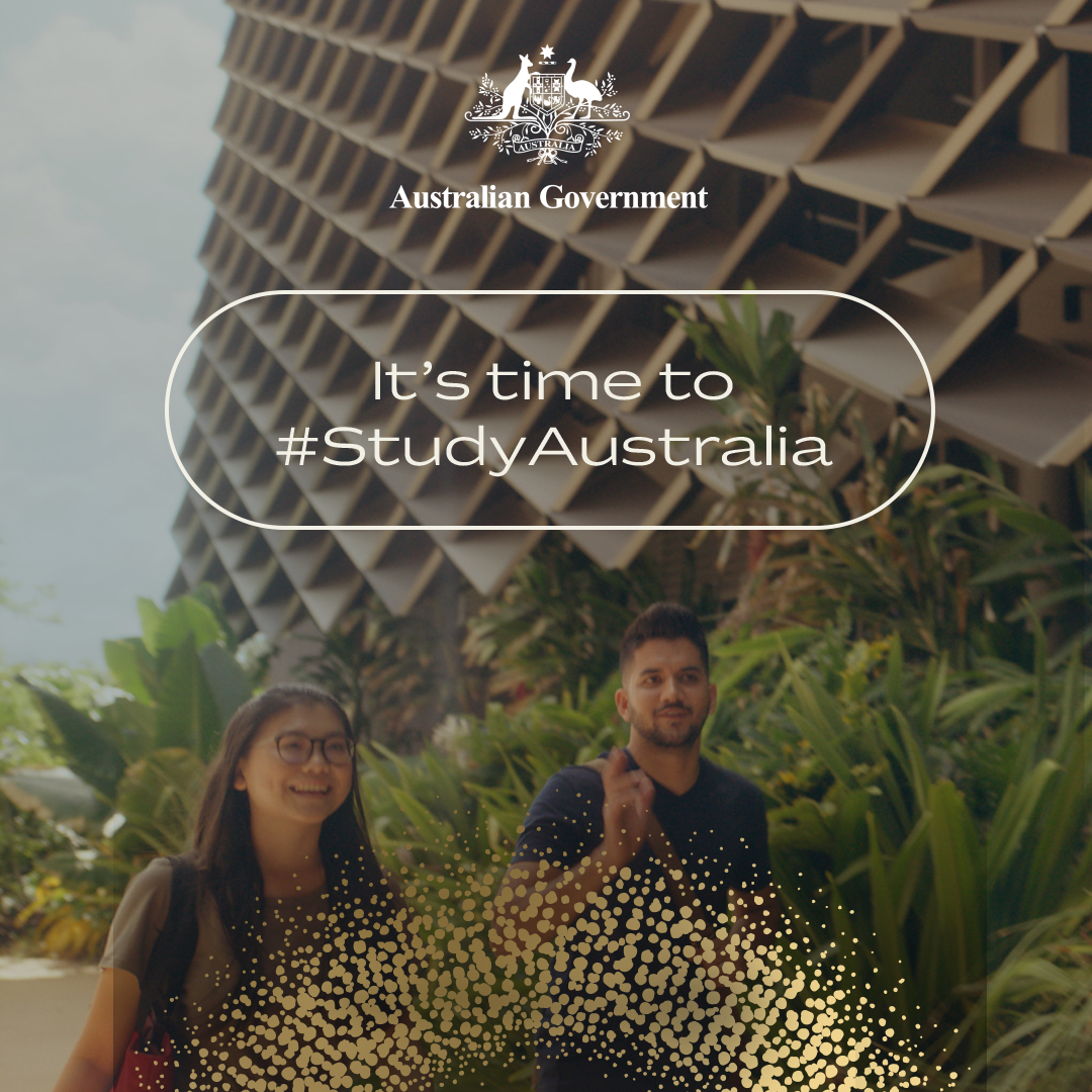 AustradeIndia's tweet photo. Have you got a question relating to your student visa or travelling to #Australia?
Find out all the latest on visas, travel and pre-departure here: https://t.co/D2frVk6t9b
#StudyAustralia #WelcomeBackToAus https://t.co/h6BaxhD0wf