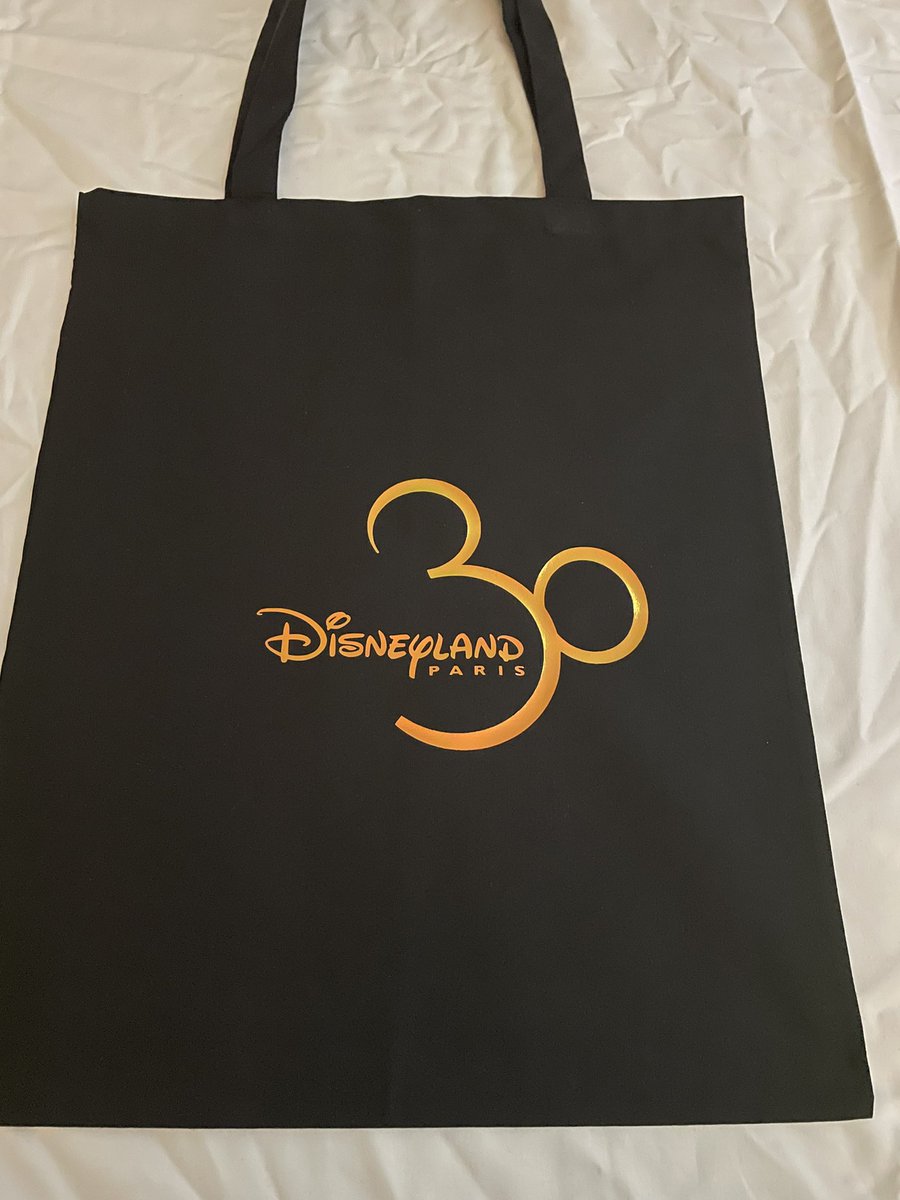 Disneyland Paris 30th anniversary Tote Bags
£15 each with 
FREE P&amp;P TO THE UK

etsy.com/uk/shop/ClairA…
#DisneylandParis #DisneylandParis30 #Disney