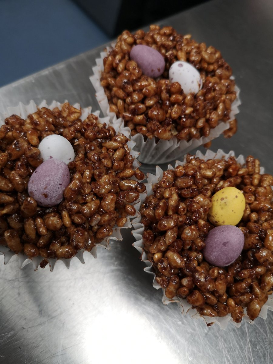 JackHuntElior's tweet photo. Easter treats are being served all week at Jack Hunt school. 🐰🐇🐣
#EasterTreats
@clairefb12 @Elior_Group @JackHuntSchool https://t.co/vJ74XLQUlm
