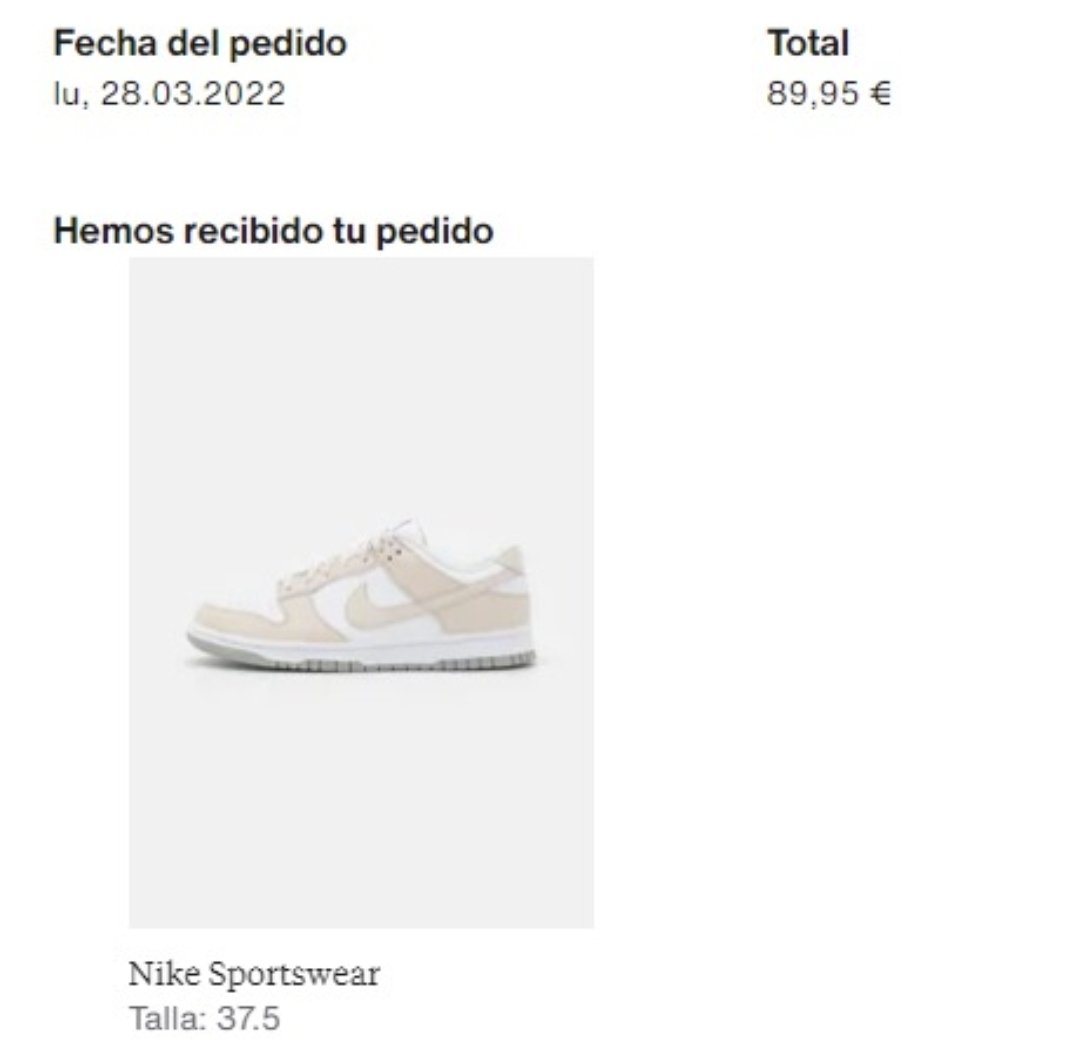 papi_snkrs tweet media