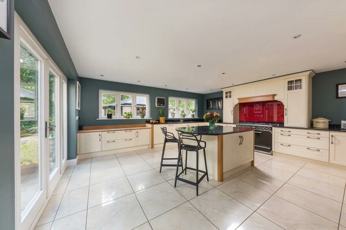 FinestProps's tweet photo. Bywood, Church Lane, Riding Mill, Northumberland 
5 bedrooms | 4 bathrooms | 3 reception rooms 
A modern and handsome stone-built house located in a popular Tyne Valley village
Guide Price £1,100,000
Find out more >> https://t.co/8kvSUy3q4I https://t.co/xyuty8KGEA