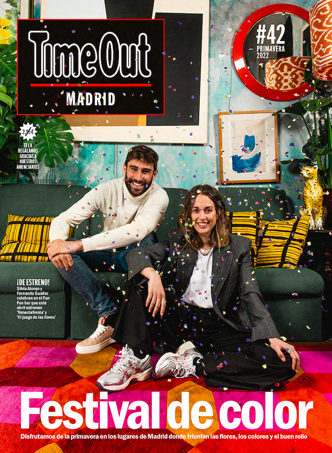 TimeOutMAD's tweet photo. 🔸Revista #42🔸 #TimeOutMadrid vuelve a contaros lo mejor del ocio y la cultura de #Madrid, ahora ¡trimestralmente!:
👉Lugares pintorescos de Madrid😍
👉Entrevista a Silvia Alonso y @fernandoguallar😉
👉Restaurantes y bares más floridos🌸
Léela #gratis 👉 https://t.co/T36HItJQJ6 https://t.co/5CPW2aX0Pq