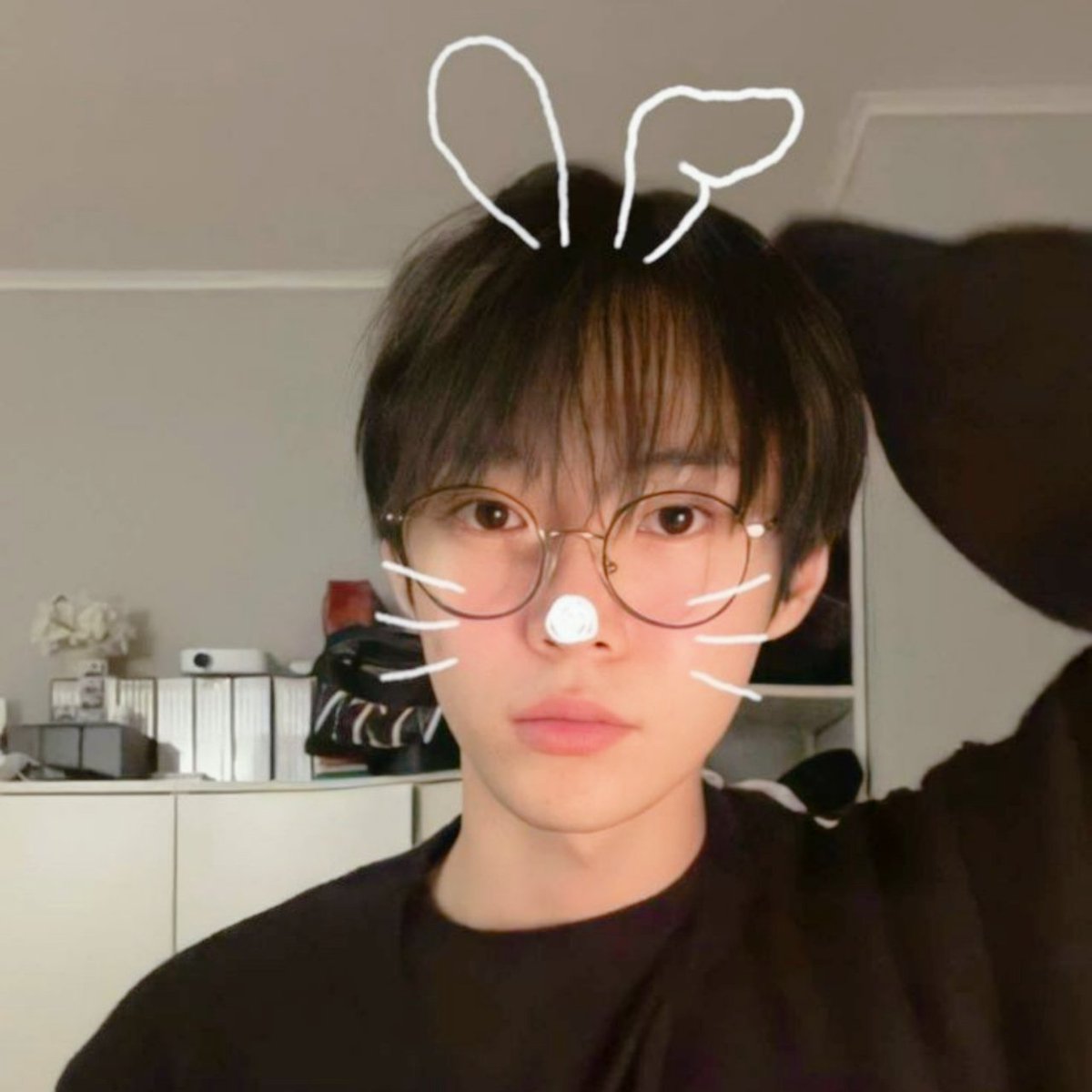 𝐩𝐛 ✿ tweet media