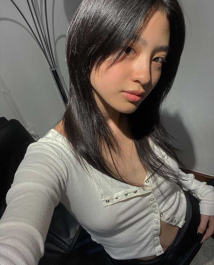 moved (@usermahiwag4) on Twitter photo 