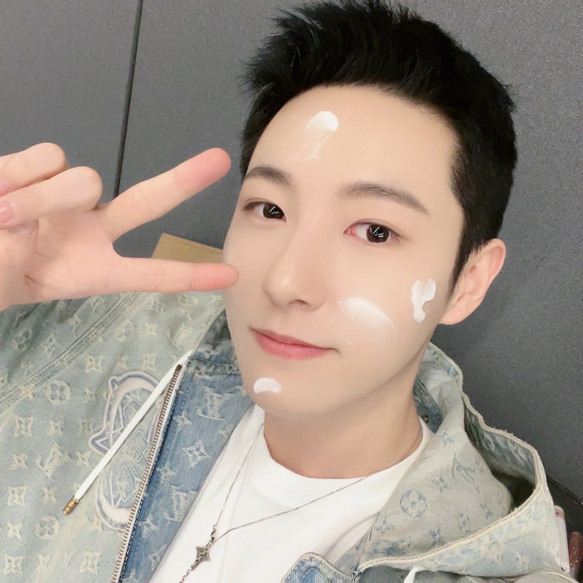 😞😞😞 hes so precious to me