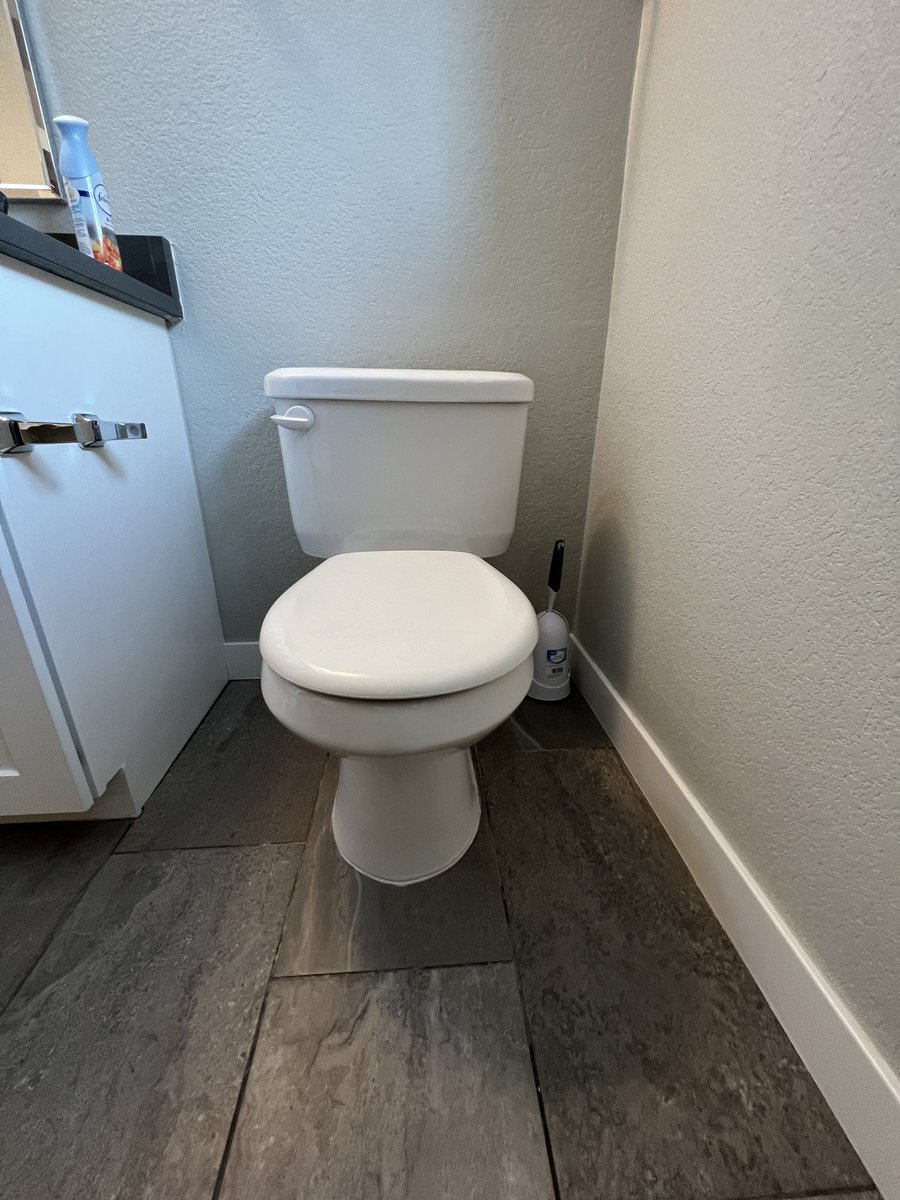 MCSBuild's tweet image. 🚽 #nastyjob #toilet #repair … ☝🏻 new water 💧 #anglevalve and #waxring seal no more leaks #nomoreleaks #toiletfix #denvercolorado