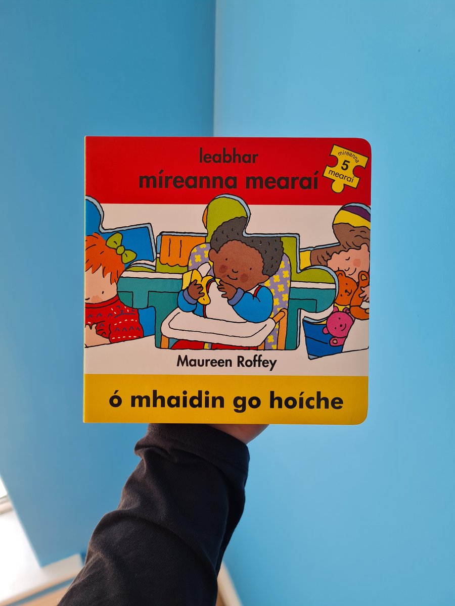 Siopa Údar tweet media