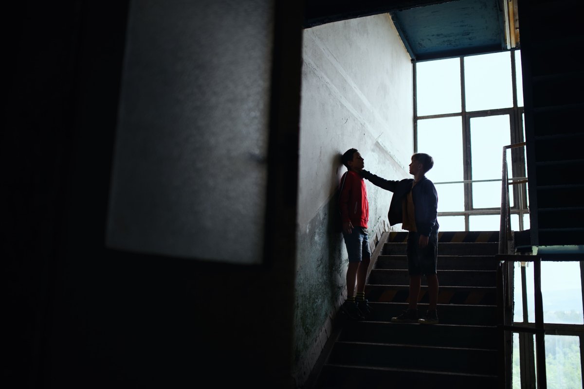 With our technology we can now detect diverse types of violence both indoors and outdoors in real time. Imagine being able to detect fights in high schools! Check our website for more information. projectdisarm.com/fight-detectio…